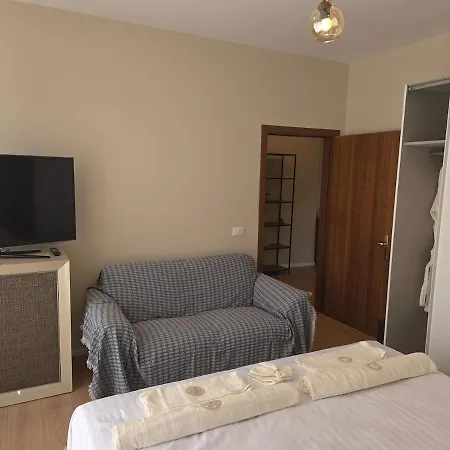 Sky Penthouse 티라나