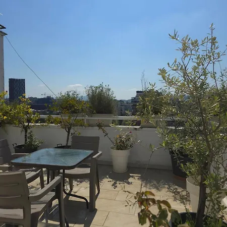 Sky Penthouse-blloku شقة