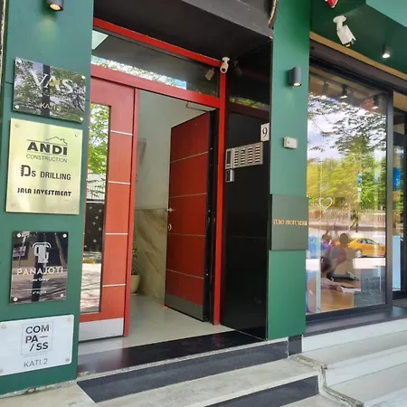 Sky Penthouse-blloku Apartmán Tirana