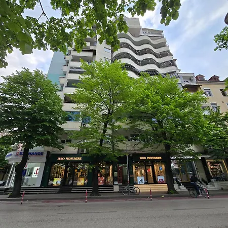 Sky Penthouse 아파트
