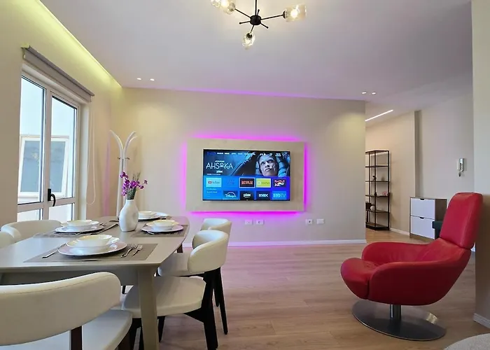 Sky Penthouse-blloku شقة تيرانا