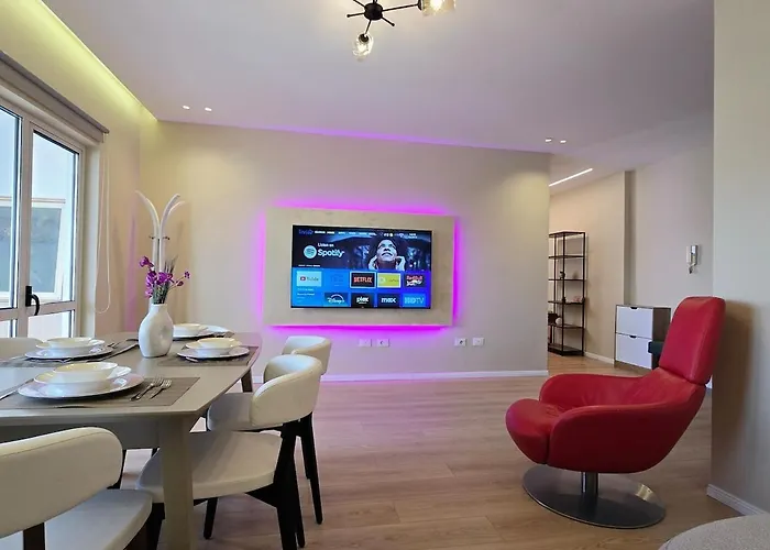 شقة Sky Penthouse-blloku تيرانا